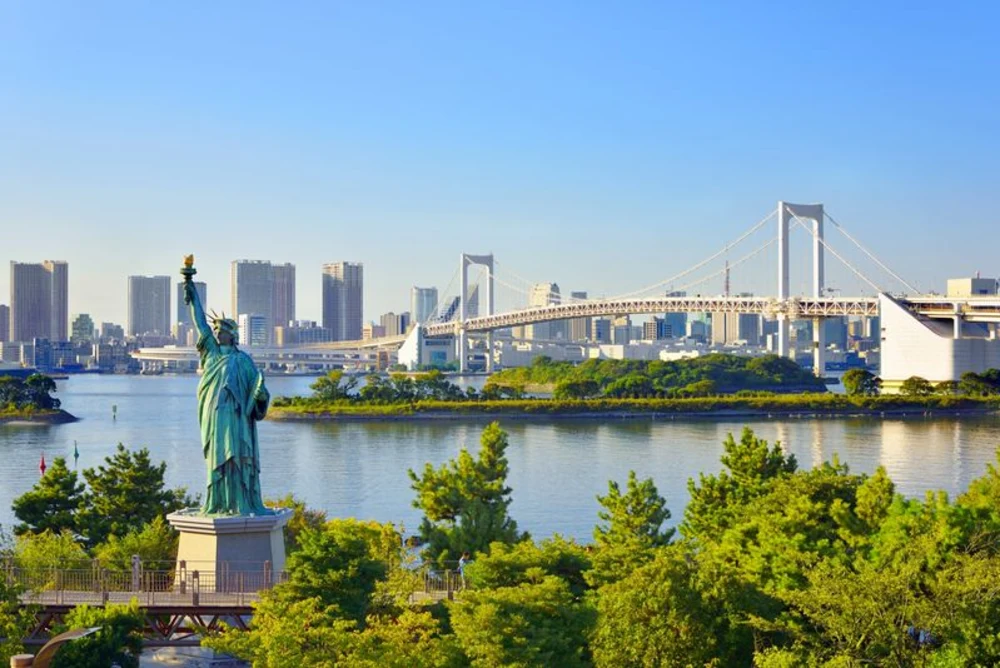 東京親子遊 景點推薦
台場 沙灘 玩沙
自由女神像